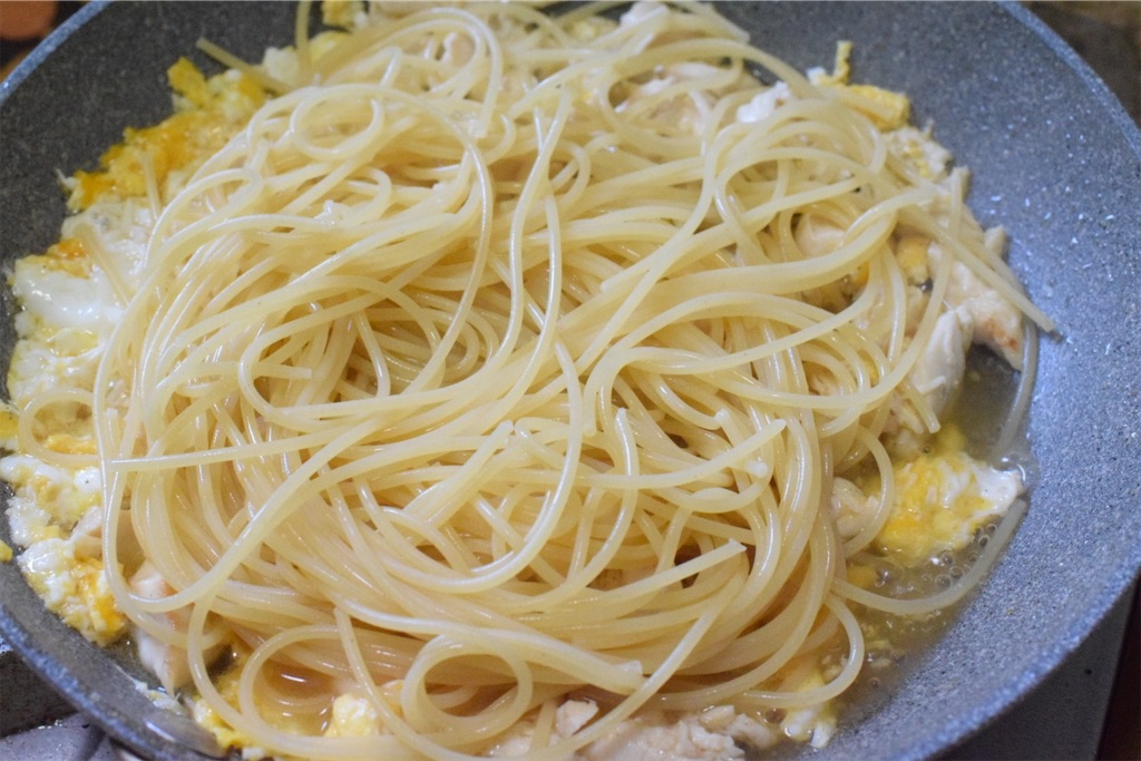 鶏ささみポヴェレッロ（貧乏人のパスタ）のレシピ
