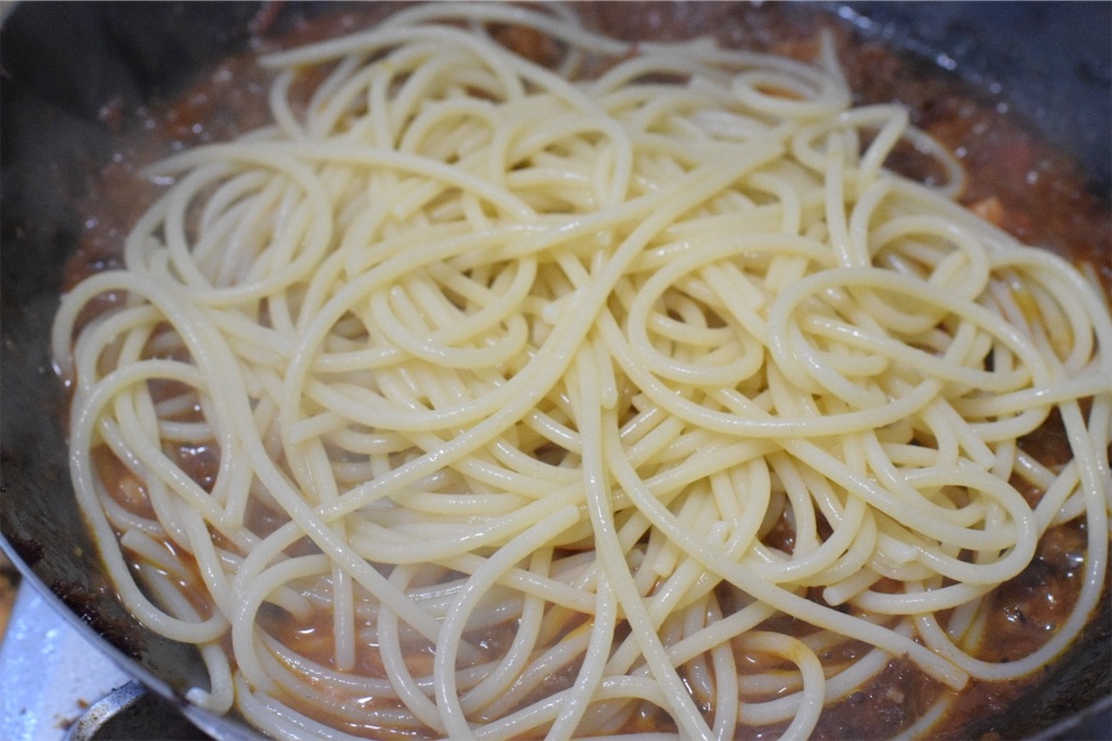 ボロネーゼ〜ミートソースを英雄のパスタに