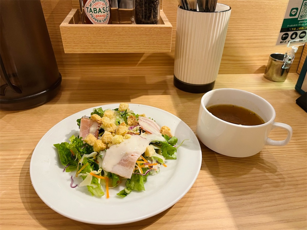 パスタの常識を鉄板が壊す！てっぱんのスパゲッティ新宿センタービル店,ペペロン
