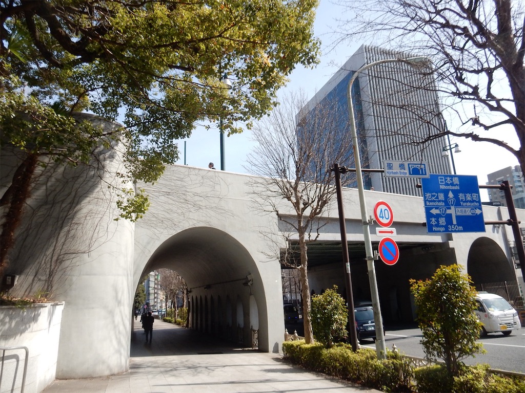 すずめの戸締まり舞台を旅する〜神戸三宮、御茶ノ水
