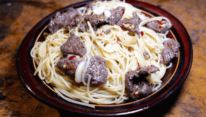 東出昌大は熊肉の牛肉ペペロンチーノ