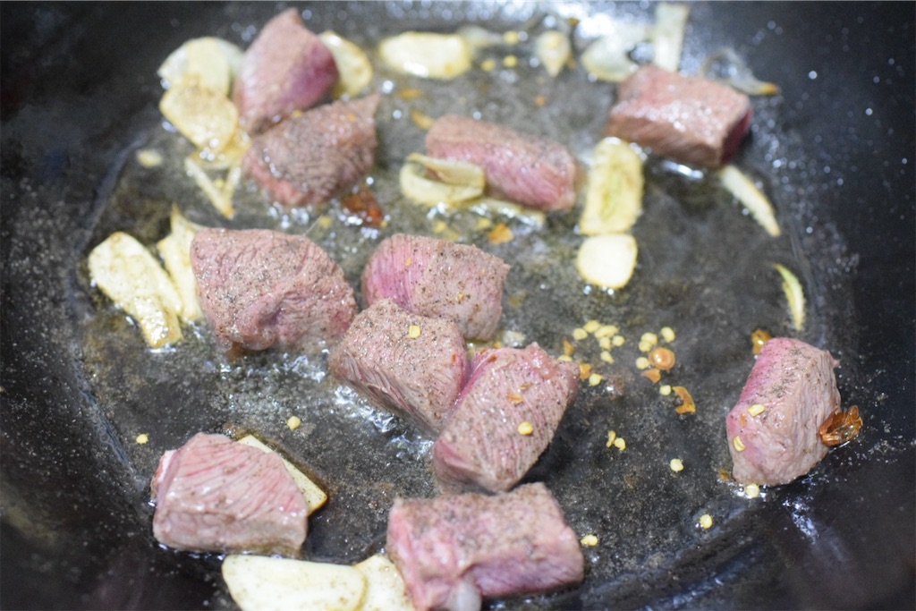 東出昌大は熊肉の牛肉ペペロンチーノ
