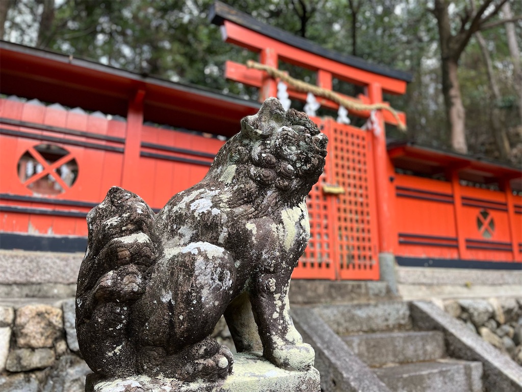 八坂（八阪）神社と狛犬の記憶─坂道ダッシュの先にある桜井市金屋の氏神『てんのはん』