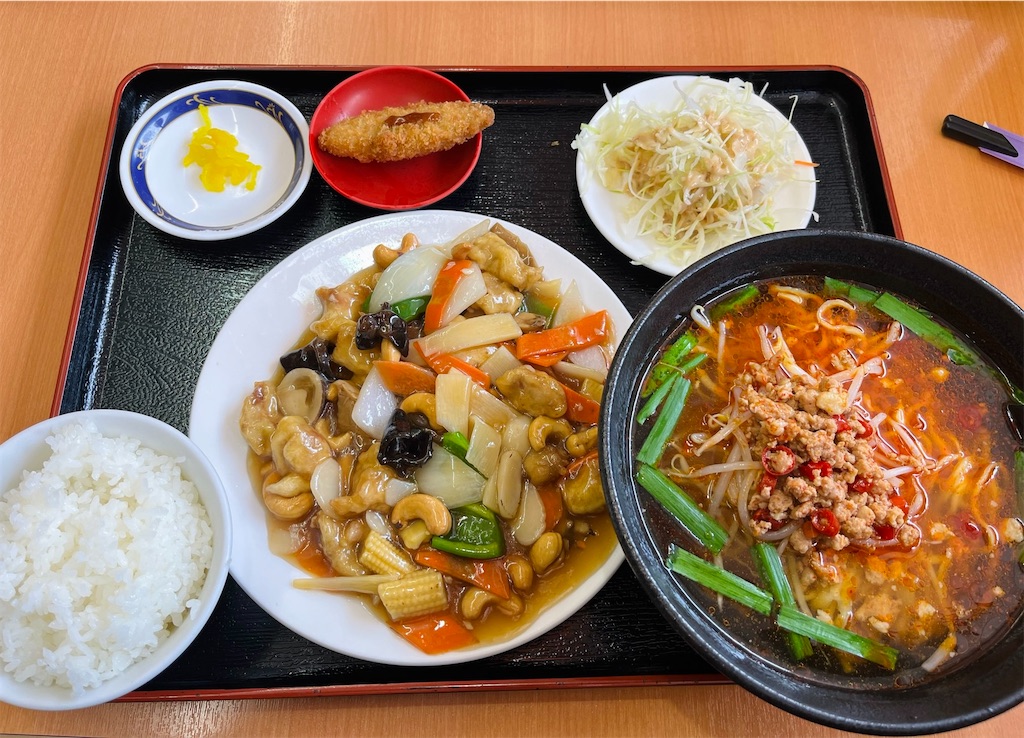 台湾料理・カイシンゲン（汇鑫源）