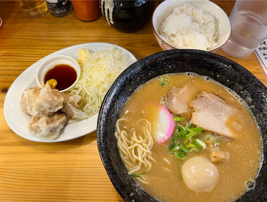 シュウマイと和歌山ラーメン「天鳳」新橋店
