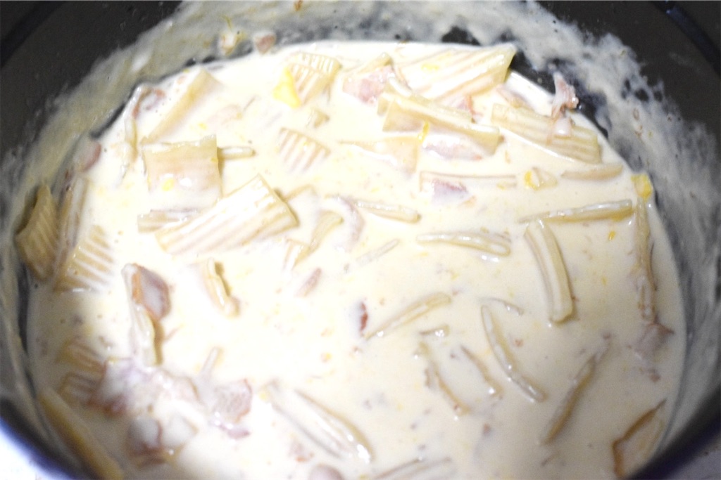 カルボナーラのスープパスタ