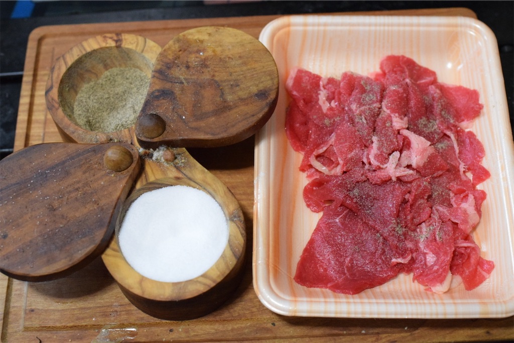 和牛（牛肉）のペペロンチーノ