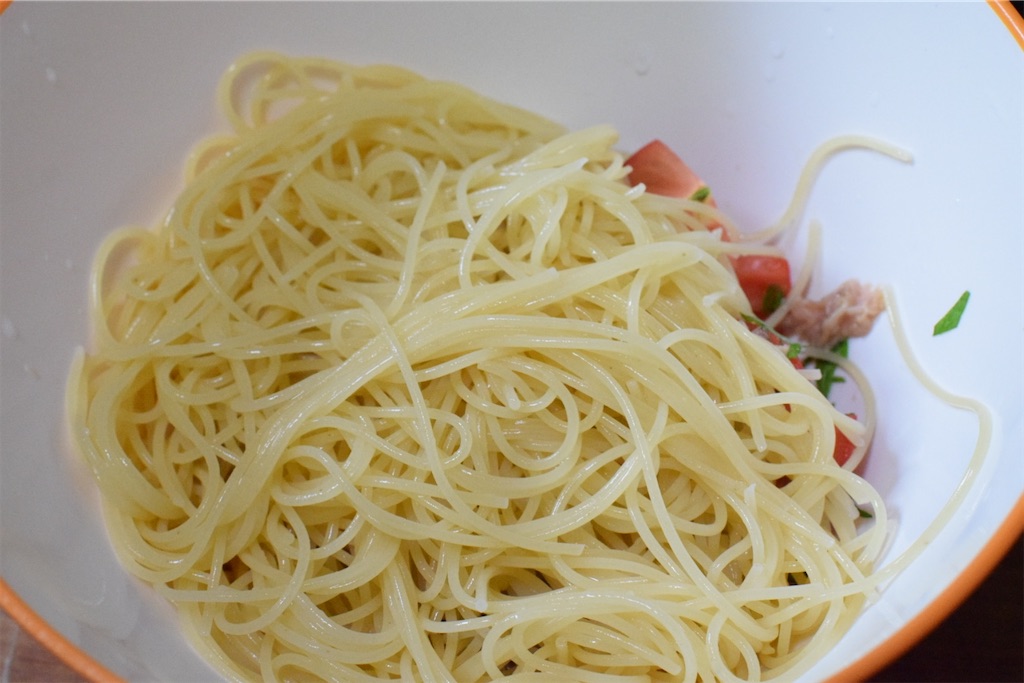 トマトと大葉の冷製パスタ（麺つゆ）の材料
