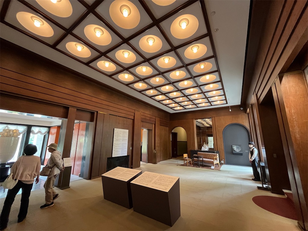 東京都庭園美術館