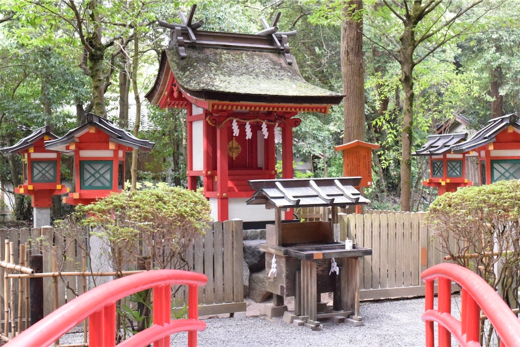 市杵嶋姫命神社（いちきしまひめじんじゃ）