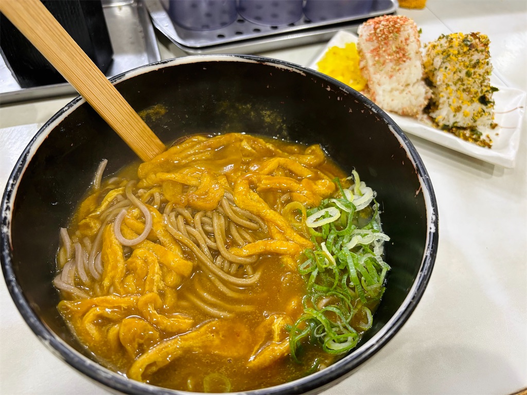 千日前『松屋うどん』〜安い、旨い、温かい、200円で満たされる幸せ