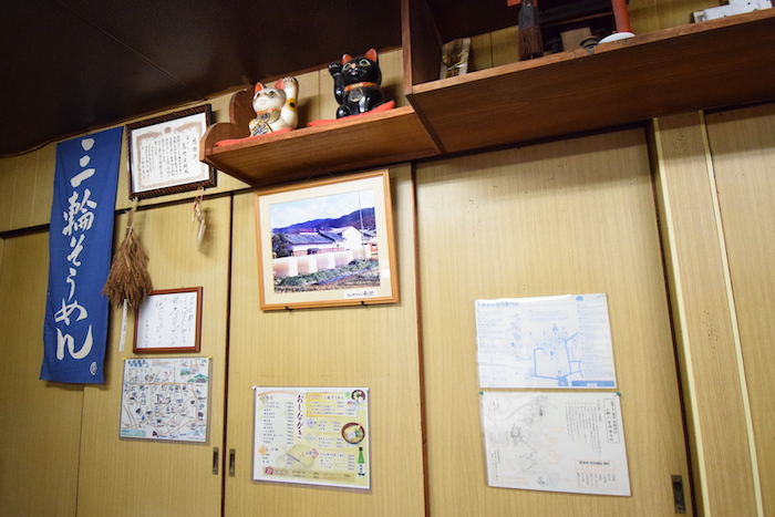 三輪・栄寿司〜大神神社の参道最古の暖簾、百年の時を握る