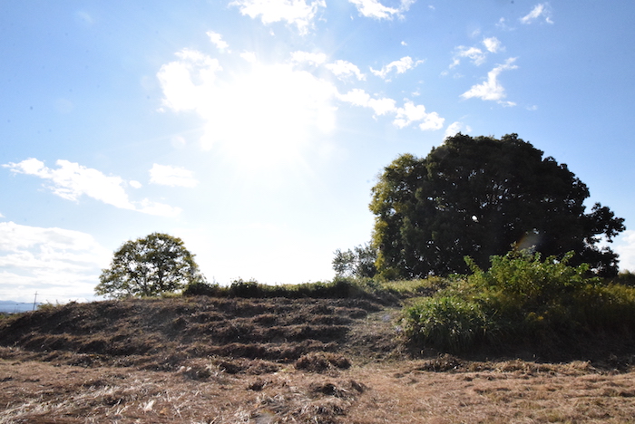 纒向石塚古墳〜古墳時代、ここに始まる、日本最古級の前方後円墳