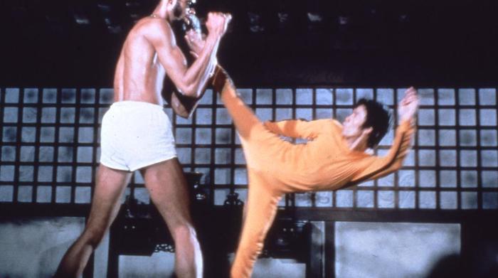 『死亡遊戯』〜言葉より速く、身体が語る、技ではなく、思考が闘っていた