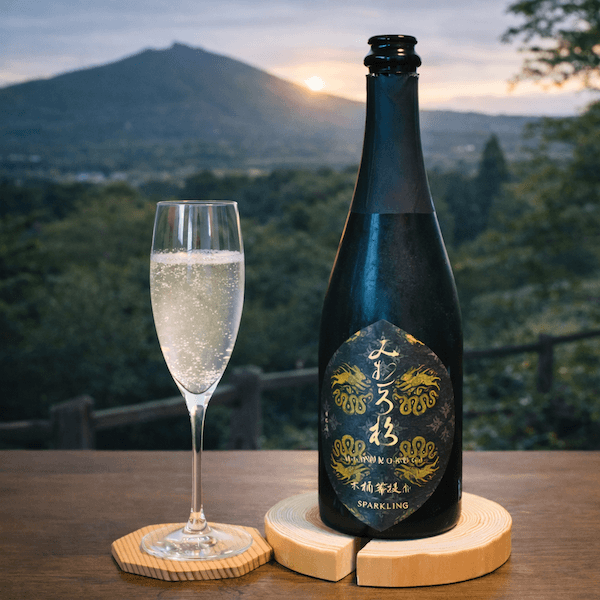 みむろ杉 木桶菩提もと sparkling」〜日本最古の酵母が泡に、奈良