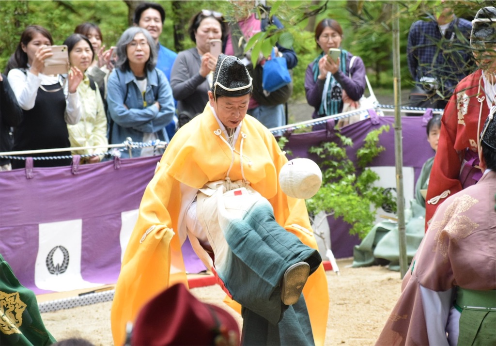 談山神社「けまり祭」〜飛鳥から続く蹴鞠が、春の空へ上がる - 大和