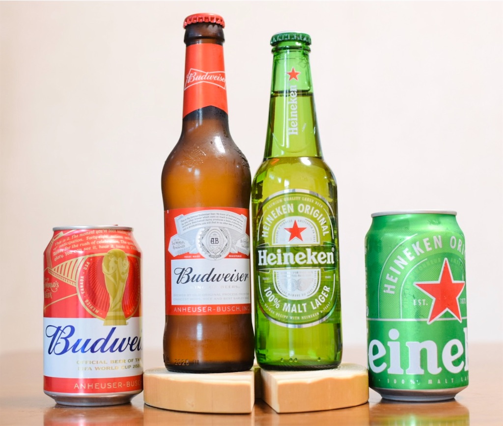 ハイネケンビール〜緑のボトルに、世界の夜が封じられている、その一杯はオランダの光を飲む