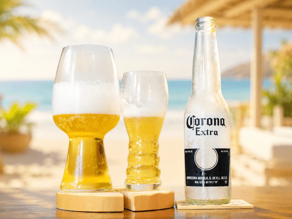 コロナビール（コロナ・エクストラ）〜光を飲むビール、瓶を持つと、少し遠くへ行きたくなる