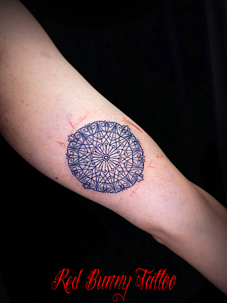 個別 ヘナ オリエンタル タトゥーデザイン ワンポイント Girl Tattoo の写真 画像 タトゥー デザイン 画像 東京 タトゥースタジオ 吉祥寺 Redbunnytattoo