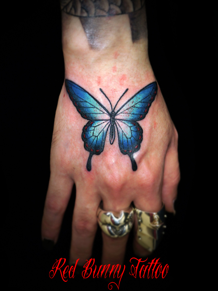 個別 蝶のタトゥーデザイン Buttefly Tattoo ワンポイント の写真 画像 タトゥー デザイン 画像 東京 タトゥースタジオ 吉祥寺 Redbunnytattoo