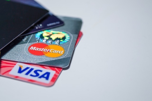 electronic-payments-2109610_640.jpg