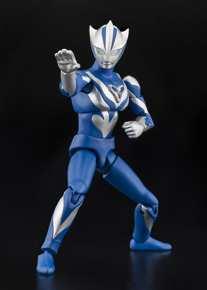 ウルトラ食玩情報解禁！】新商材も大公開!?超動αウルトラマン15・超動α