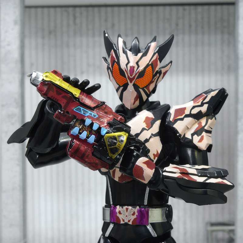 明日発売！！】装動ガヴGV4 製品サンプルレビュー!! &装動ゼッツAGT1に