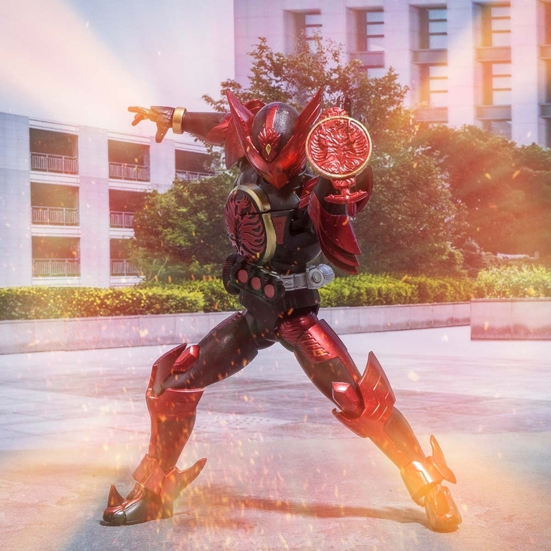 プレミアムバンダイ限定 掌動EXCEED 仮面ライダークウガ マイティ