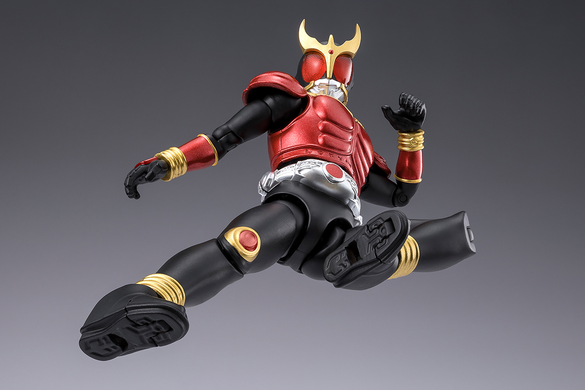 プレミアムバンダイ限定 掌動EXCEED 仮面ライダークウガ マイティ