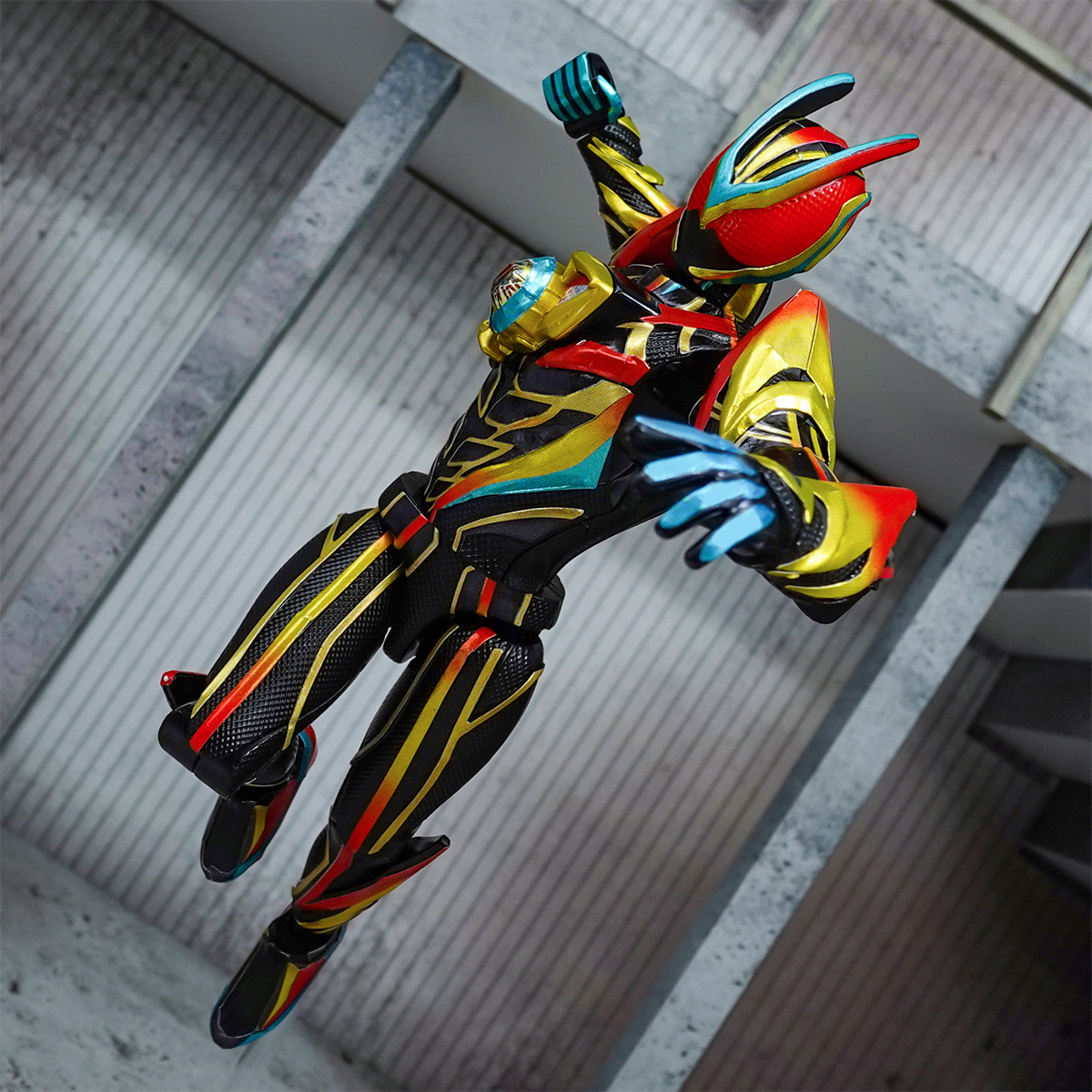 本日発売！！】装動 仮面ライダーゼッツ AGT5 Feat.装動 仮面ライダー