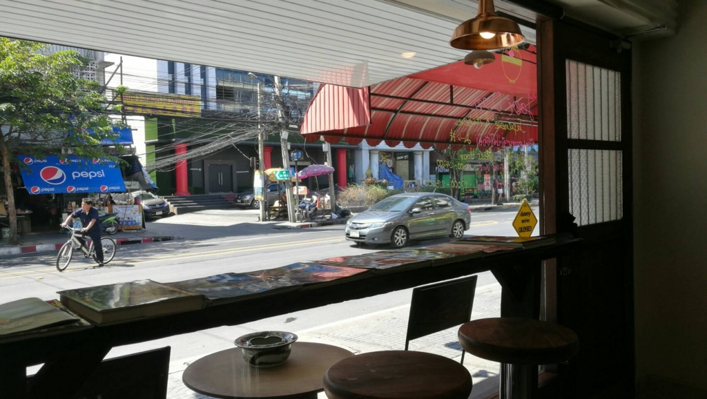 f:id:bangkoklife:20170319230846j:plain f:id:bangkoklife:20170319230846j:plain