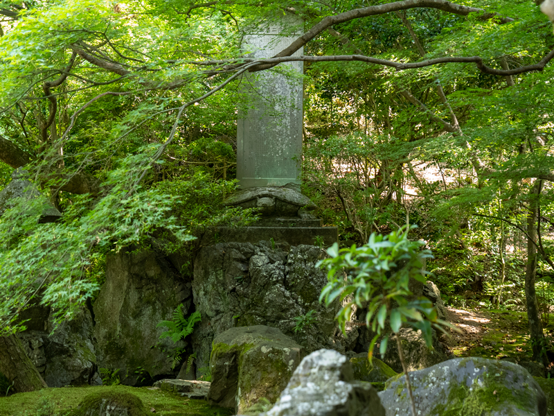 蓬莱山（蓮華寺）