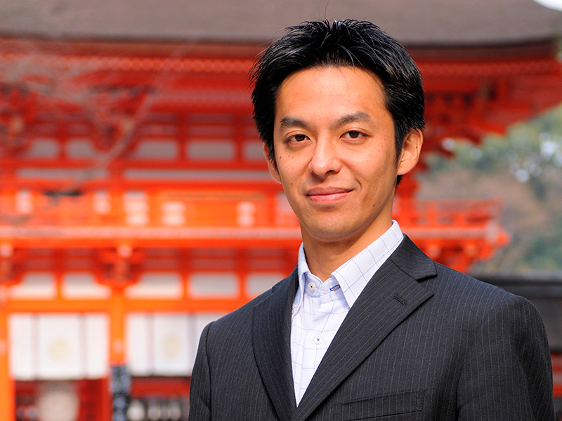 若村亮