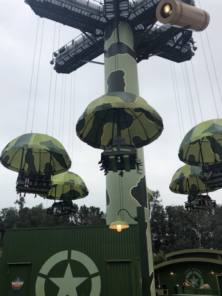 香港,旅行,香港ディズニーランド,アトラクション,限定,トイ・ソルジャー,パラシュート,ドロップ,トイストーリー,グリーンアーミーメン,