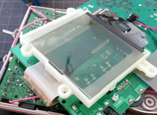 ゲームボーイの液晶が映らなくなっても直せるかもしれない話