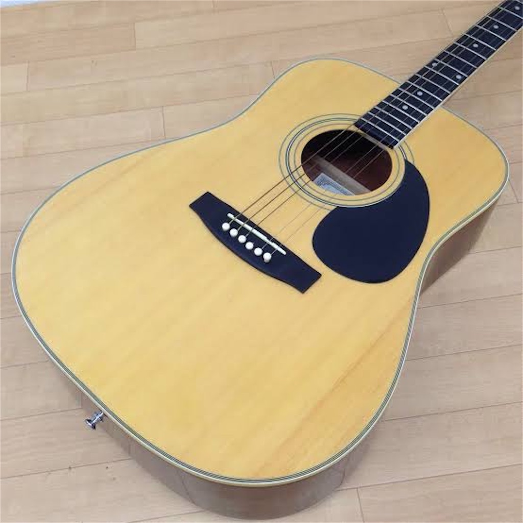 ステッカーだらけ Craftsman CD-200 アコースティックギター