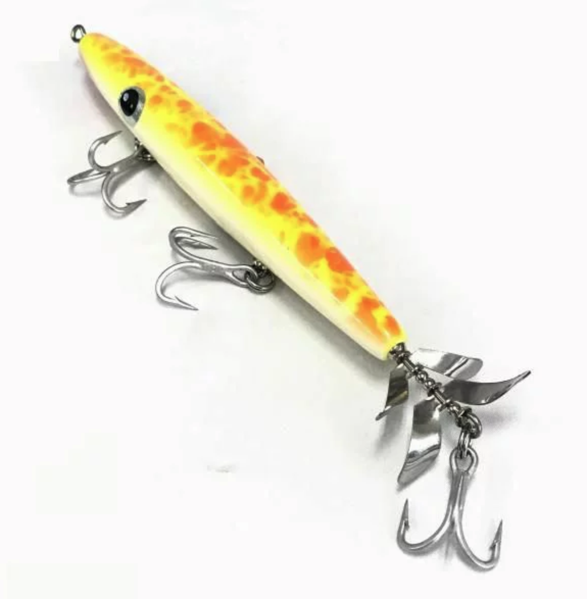 ウォーターランド×モコリー】あらゆる所から魚を引きつけるルアー