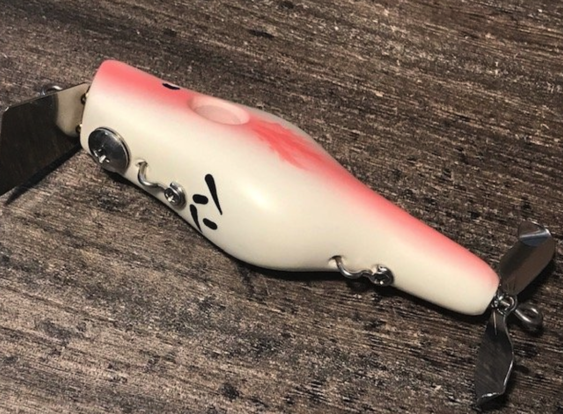 イソノファクトリー】受ける水圧によって角度が変化するバリアブルリップ装着ルアー「ポップアイバス」通販サイト入荷! - バス釣り速報 イソノファクトリー】受ける水圧によって角度が変化するバリアブルリップ装着ルアー「ポップアイバス」通販サイト入荷! - バス釣り速報