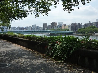 f:id:bata_sun:20160820085003j:plain