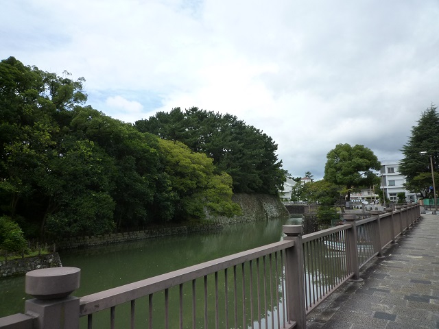 f:id:bata_sun:20161009182811j:plain