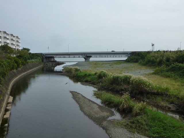 f:id:bata_sun:20161024161438j:plain f:id:bata_sun:20161024161438j:plain