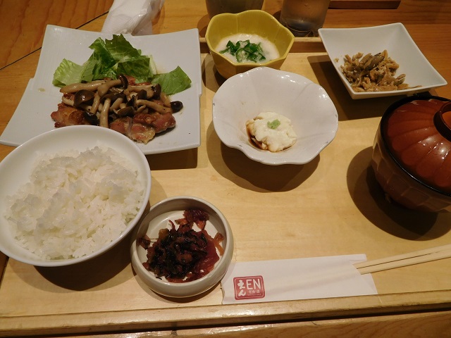 f:id:bata_sun:20170522200007j:plain