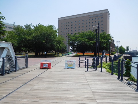 f:id:bata_sun:20170621075602j:plain