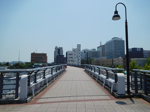 f:id:bata_sun:20170622180544j:plain f:id:bata_sun:20170622180544j:plain