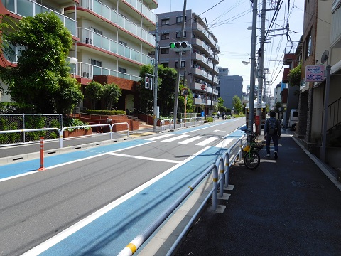 f:id:bata_sun:20170807064851j:plain