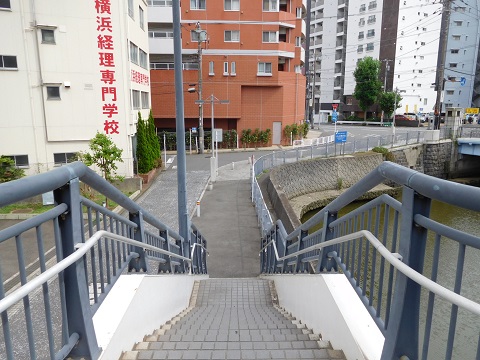 f:id:bata_sun:20170818152251j:plain f:id:bata_sun:20170818152251j:plain