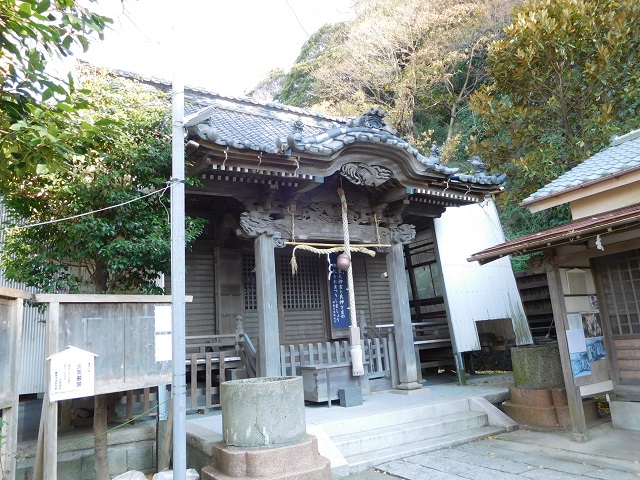 f:id:bata_sun:20171223173701j:plain f:id:bata_sun:20171223173701j:plain