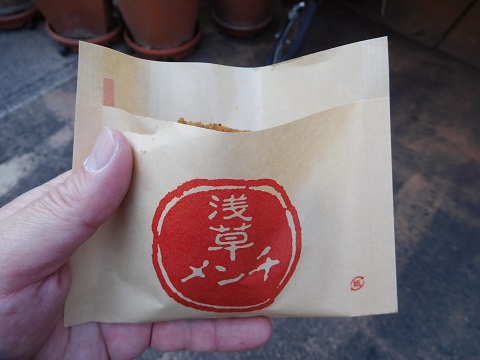 浅草鬼嫁日記 に誘われ 浅草ぶらぶら６ 浅草寺近辺でいろいろ食べました 後編 Bataさんぽ