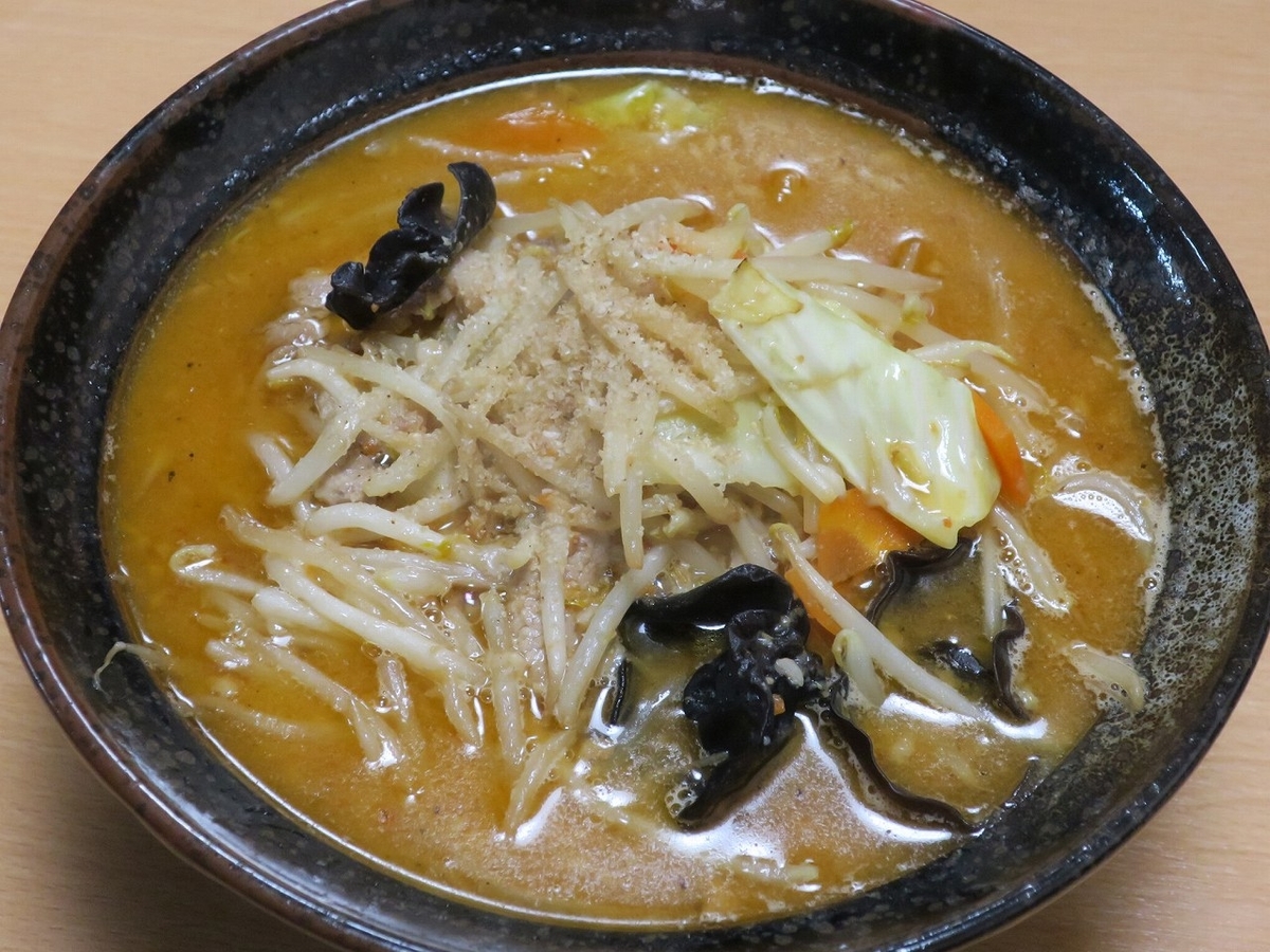隠れ家的立地で食べられる背脂中華とパンチ力抜群の味噌 新潟県燕市 流れ星 メシ通 ホットペッパーグルメ