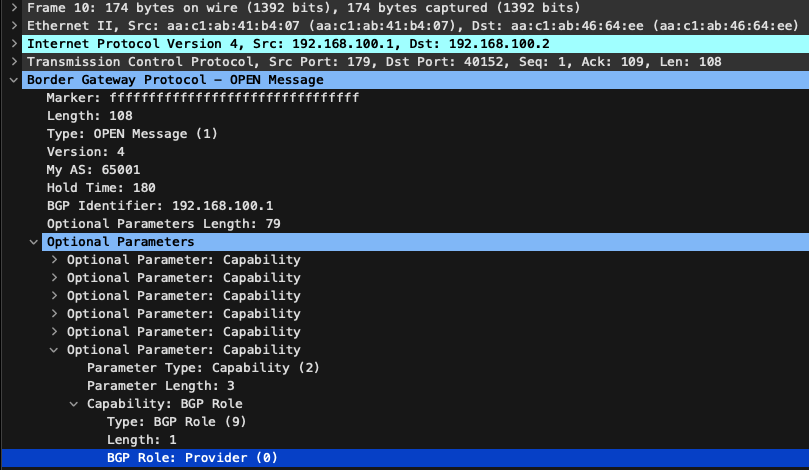 BGP Role Capabilityが設定されたBGP UPDATEメッセージをWiresharkで表示しているスクリーンショット